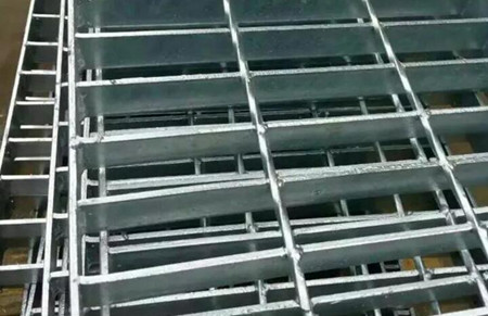 鍍鋅鋼格柵板生產(chǎn)廠家供應鍍鋅鋼格板價格 鍍鋅鋼格柵板生產(chǎn)廠家供應鍍鋅鋼格板價格