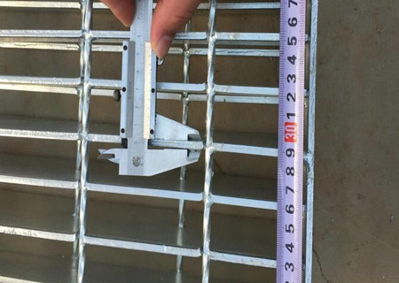 造船廠熱鍍鋅格柵板規(guī)格_鋼格柵板生產(chǎn)廠家 造船廠熱鍍鋅格柵板規(guī)格_鋼格柵板生產(chǎn)廠家