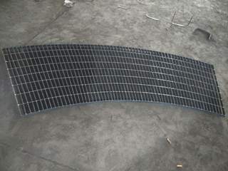 您知道發(fā)電廠冷卻塔煙囪格柵板鋼結(jié)構(gòu)平臺鋼格板的規(guī)格嗎？