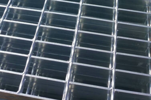 G255/30/100熱鍍鋅鋼格板廣泛用于造船，石化，化工廠