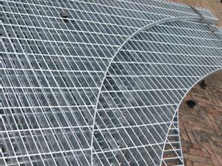 異型格柵板  異型格柵板